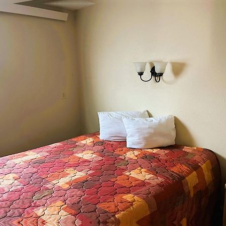 Love Hotels Kadoka By Oyo At Badlands Sd エクステリア 写真