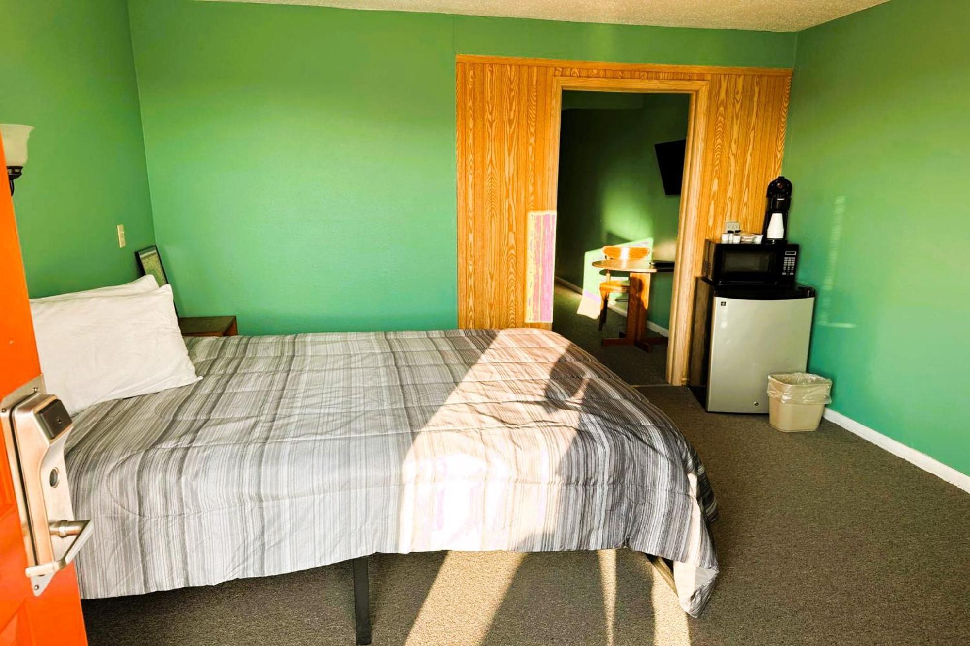 Love Hotels Kadoka By Oyo At Badlands Sd エクステリア 写真